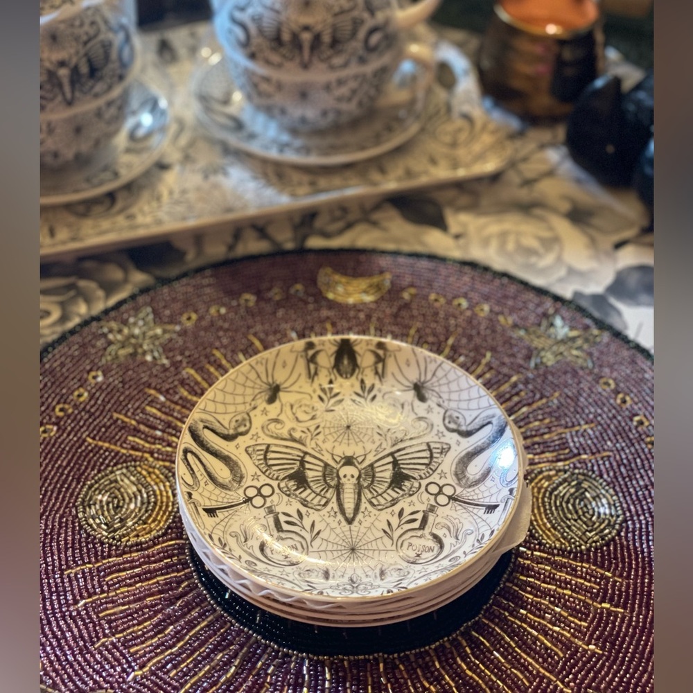 GRACE TEAWARE Black & White Mystical Moth Web Design Set Of 4 Appetizer Plates